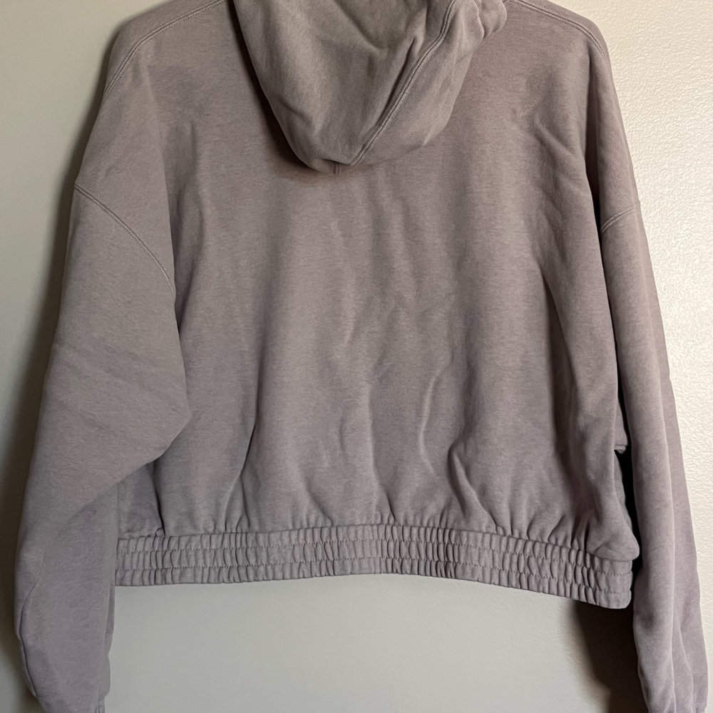 Nike Air Jordan Essential Women’s Cropped Hoodie, Size Large - Picture 4 of 5